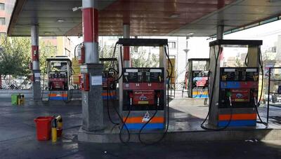 چرا همچنان فرآیند دریافت اطلاعات هزینه سوخت در پمپ‌ بنزین‌ها دستی انجام می‌شود؟