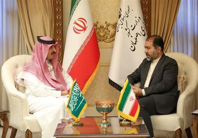 دیدار‌ سفیر عربستان با استاندار اصفهان/ تأکید طرفین بر گسترش روابط دوجانبه - تسنیم