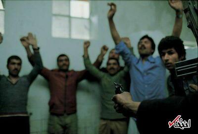 عکس/ دستگیری‌های روز‌های نخست انقلاب از دوربین یک عکاس خارجی