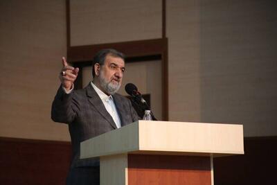 محسن رضایی : سهم‌خواهی و حذف دیگران از لیست‌ های انتخاباتی، سواری مجانی دادن به دشمن است