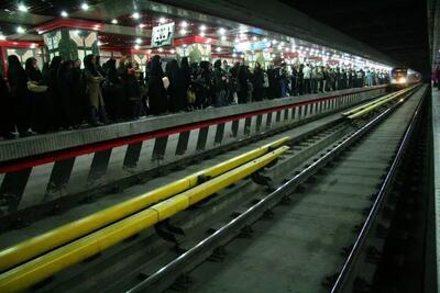 ظرفیت یک خط مترو معادل بزرگراهی با ۳۳ خط عبوری‌ است