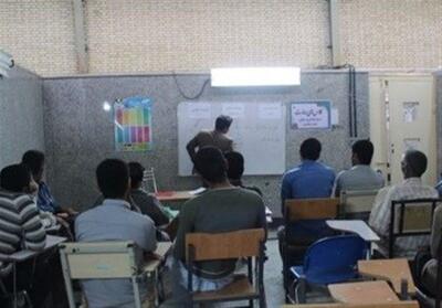 آموزش 119 سوادآموز خراسان جنوبی در طرح ندامتگاه - تسنیم