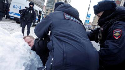 موج دستگیری مخالفان پوتین؛ دستگیری ۴۰۰ هوادار «ناوالنی» + جزئیات