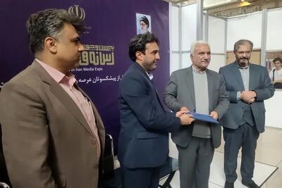 پیشکسوت رسانه قزوین در نمایشگاه رسانه‌های ایران تجلیل شد