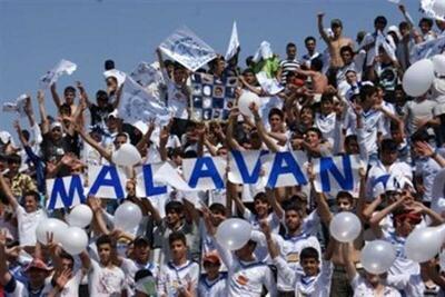 هواداران ملوان پس از ۸ سال استقلالی‌ها را می‌بینند! +عکس