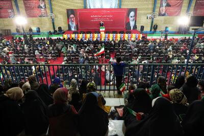 تصاویر: حضور قالیباف در گردهمایی بزرگ جشن میلاد حضرت علی‌اکبر و روز جوان