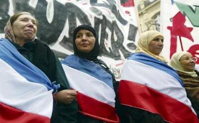 اسلام هراسی سیستماتیک فرانسه، زنان مسلمان را منزوی می‌کند