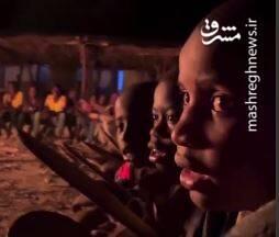 صدایی زیبا از میان کلبه‌های آفریقا+ فیلم