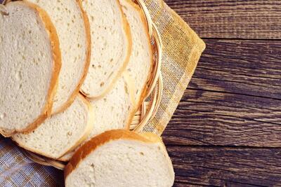 چگونه نان تست سفید را در نیم ساعت به روش فیلیپینی در خانه درست کنیم؟ (فیلم)