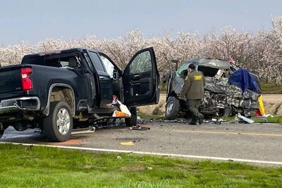 تصادف خونین در کالیفرنیا/ ۷ کارگر مزرعه و یک راننده کشته شدند