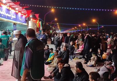 برپایی نماز جماعت در مسیر حرم تا مسجد جمکران- فیلم رسانه ها تسنیم | Tasnim