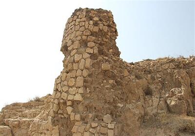 تخریب یادگار ساسانیان در فسا/ نابودی تلِ قلعۀ پل فَسای شیراز همچنان دنباله دارد! + تصاویر‌ - تسنیم