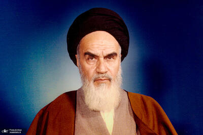 پیام های تاریخی امام خمینی (س) در اشاره به نقش مهم وزارت اطلاعات