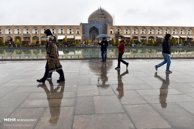 هوای بارانی اصفهان سالم است