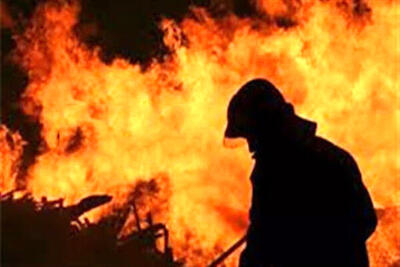 زنده زنده سوختن یک دختر در آتش سوزی خانه شان ! / در خرم آباد رخ داد