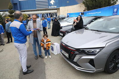 اولین خودروهای وارداتی ایران‌خودرو تحویل مشتریان شد | «شاین مکس» در دو مدل بنزینی و هیبریدی