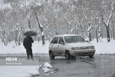 برف و یخبندان در اصفهان اوج می‌گیرد