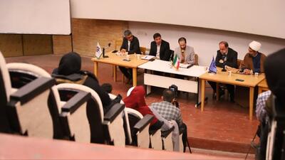 جلسه پرسش و پاسخ با کاندیدای انتخابات مجلس شورای اسلامی در همدان