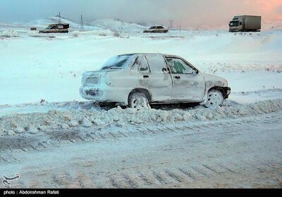 بازگشایی 70 درصد مسیرهای روستایی برفگیر مازندران/ 154 روستا به دلیل بارش برف مسدود شده بود - تسنیم