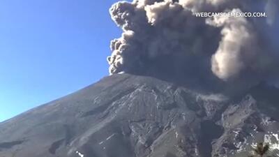(ویدئو) ادامه فوران کوه آتشفشان در مکزیک
