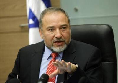 وزیر جنگ پیشین صهیونیست‌ها: نتانیاهو امنیت اسرائیل را خواهد فروخت