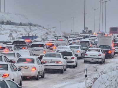 ترافیک سنگین در آزادراه قزوین - کرج/ بارش پراکنده در محورهای شمال