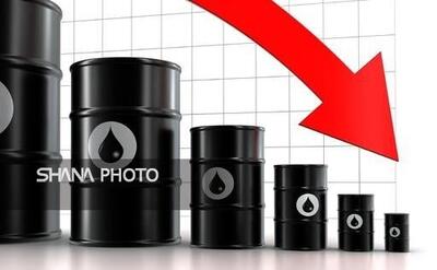 افت قیمت نفت در پی افزایش ذخیره‌سازی‌های آمریکا