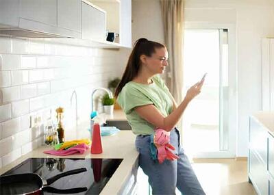 6 ترفند کاربردی برای خانه تکانی آشپزخانه در کم‌ترین زمان