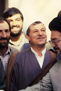 عکس/ دو رقیب سیاسی پای صندوق؛ هاشمی رفسنجانی و موسوی خوئینی‌ها