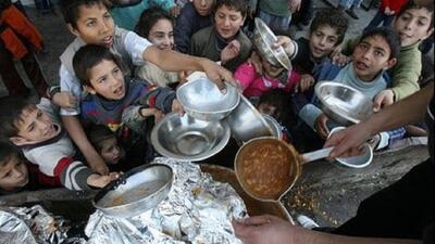 منابع فلسطینی: در اثر حملات اسرائیل ده‌ها نفر در صف گرفتن غذا در شمال غزه شهید شدند