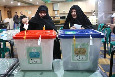 (تصاویر) شرکت دختران و عروس امام خمینی در انتخابات