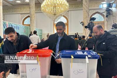 سعید محمد رای خود را به صندوق انداخت
