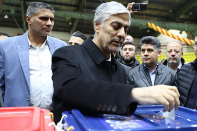 گزارش تصویری از حضور مسوولان و چهره‌های ورزش ایران پای صندوق رای