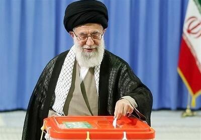 رهبر انقلاب اسلامی تا دقایقی دیگر رأی خود را به صندوق خواهند انداخت - تسنیم