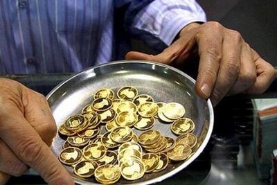 دستگیری فروشنده سکه‌های تقلبی