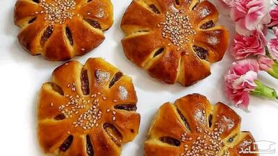 طرز تهیه شیرینی نان خرمایی کرمانشاه+فیلم