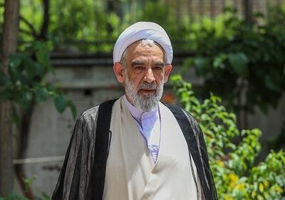 حضور مردم در انتخابات بیعت دوباره با امام خمینی و رهبر انقلاب بود