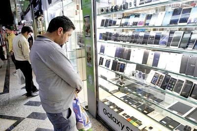 تولید موبایل به نام نوکیا در ایران، به منزله دور زدن تحریم است؛ تقلب نیست