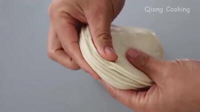 (ویدئو) یک ایده ساده و کاربردی برای پخت نان لواش در خانه