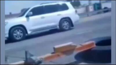 (ویدئو) تصاویر لحظه توقیف خودروی فرزند مولوی عبدالحمید