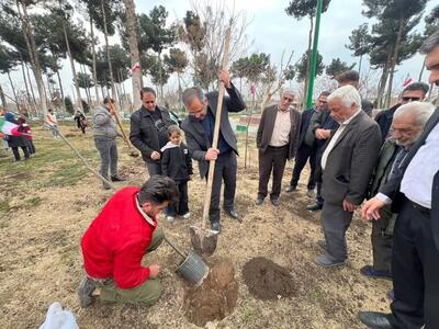 ‍ برگزاری مراسم درختکاری ۵۰۰ نهال ایثار با نام و یاد شهدای قرچک
