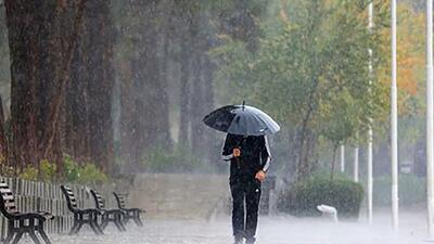 بارش باران و وزش باد در اغلب استان‌ها از شنبه/ پرهیز از سفرهای غیرضرور در گردنه‌های برفگیر