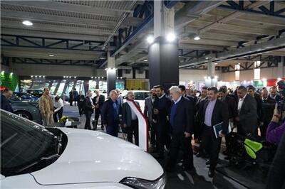 عصر خودرو - وزیر صمت از محصولات برقی بهمن و BMCARS دیدن کرد