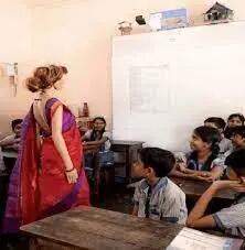 اولین معلم ربات هوشمند در یک مدرسه در هند شروع به کار کرد