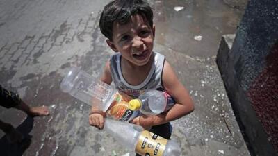 کودکان غزه به خاطر گرسنگی و تشنگی می‌میرند