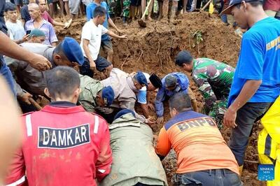رانش زمین در غرب اندونزی/10 کشته و 10 مفقودی