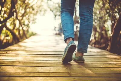 میانگین پیاده روی مردم در روز چقدر است ؟ (فیلم)