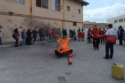 برگزاری مانور سراسری خروج ایمن در زمان آتش سوزی در آذربایجان شرقی 