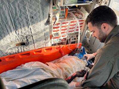 نجات جوان ۱۷ ساله با سوختگی ۷۰ درصد توسط اورژانس هوایی استان تهران