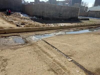 اهالی کارگرنشین معبر گلستان ششم  ملک آباد دغدغه خرید کنتور آب دارند